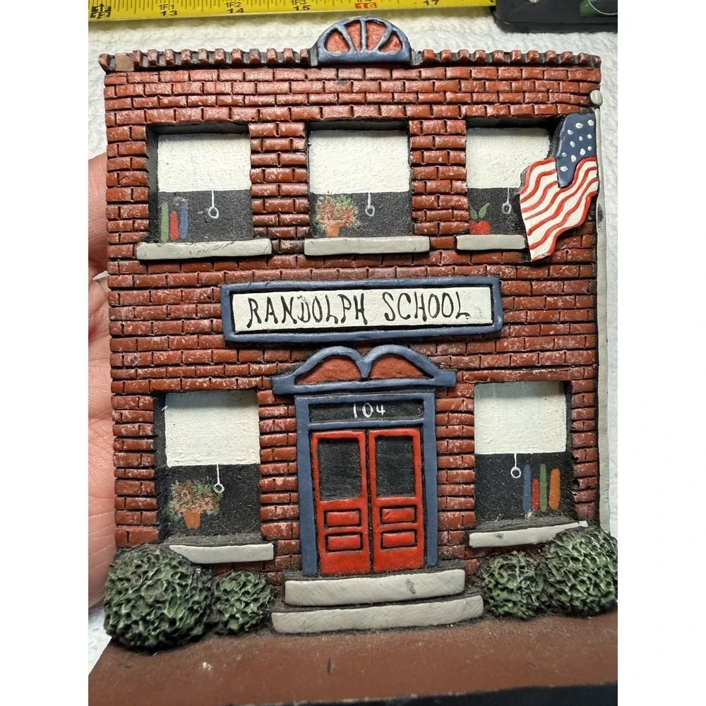 VTG Marlene Whiting Brandywine Village Houses 3D Resin YorktownVa Shelf Sitters